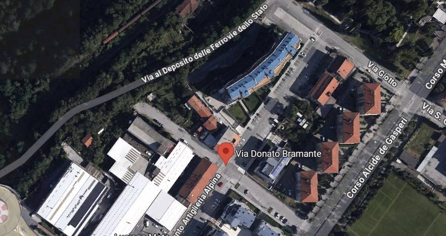 locale commerciale in vendita a Cuneo