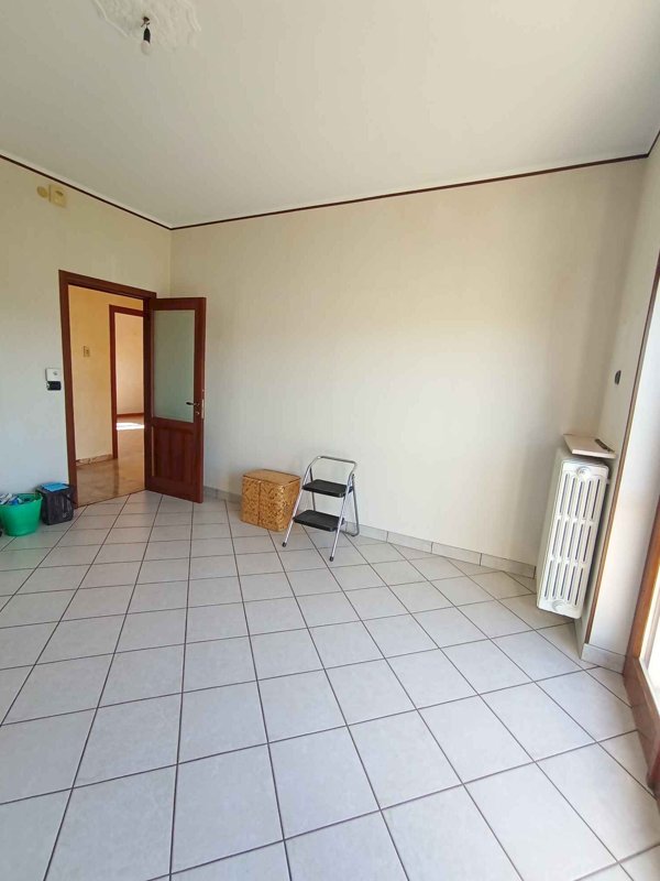 casa indipendente in vendita a Cuneo in zona Confreria