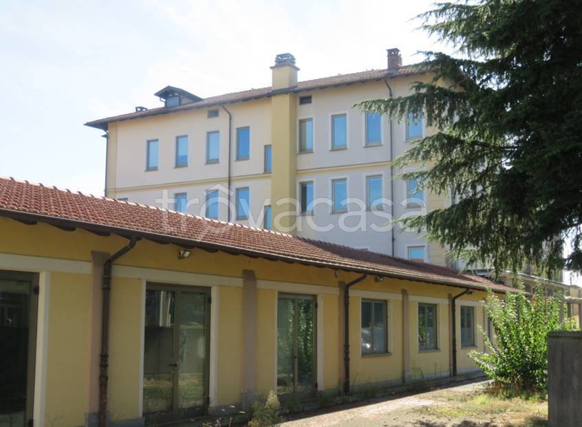 ufficio in vendita a Cuneo in zona San Rocco Castagnaretta