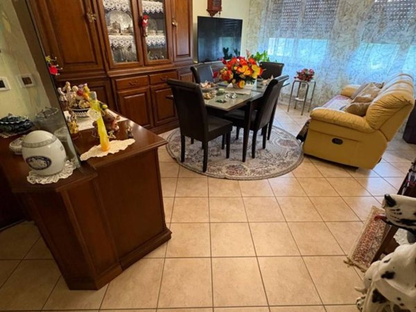 appartamento in vendita a Cuneo in zona Confreria