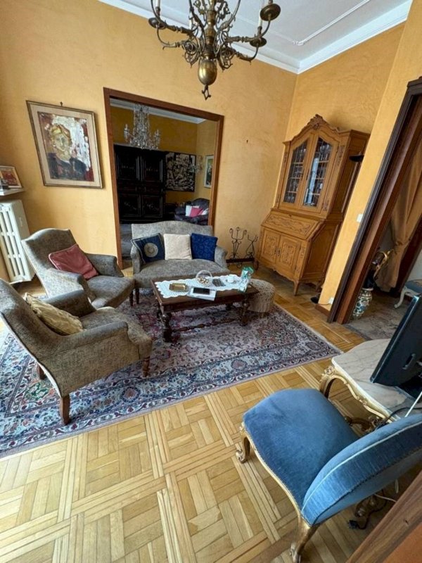 appartamento in vendita a Cuneo in zona Centro Città