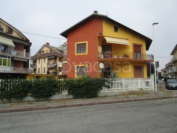 casa indipendente in vendita a Cuneo in zona Borgo San Giuseppe