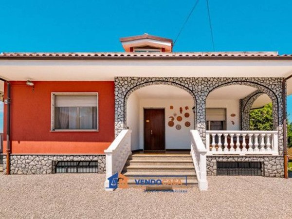 casa indipendente in vendita a Cuneo in zona San Benigno