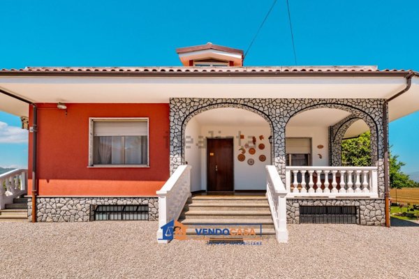 casa indipendente in vendita a Cuneo in zona San Benigno
