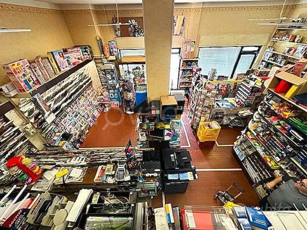 negozio in vendita a Cuneo in zona Centro Città