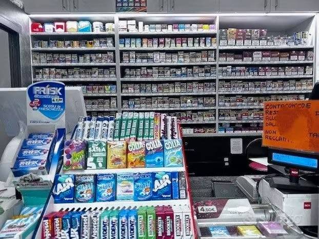 negozio in vendita a Cuneo in zona Centro Città