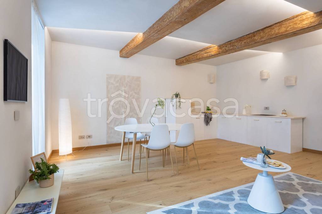 appartamento in vendita a Cuneo in zona Centro Città