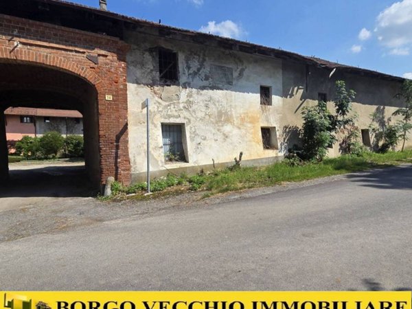 casa indipendente in vendita a Cuneo in zona Madonna delle Grazie