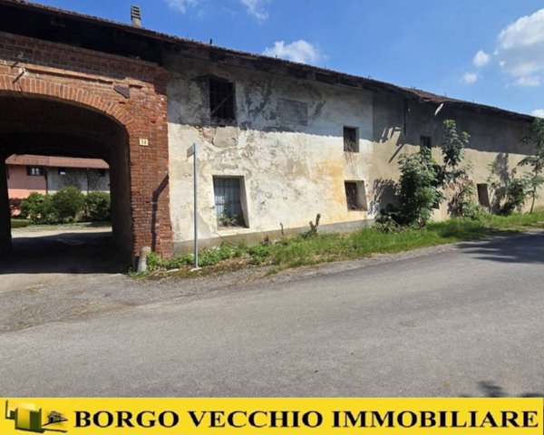casa indipendente in vendita a Cuneo in zona Madonna delle Grazie