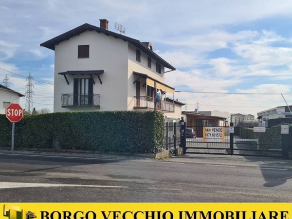 casa indipendente in vendita a Cuneo in zona San Rocco Castagnaretta