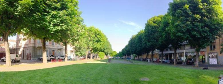 negozio in vendita a Cuneo in zona Centro Città