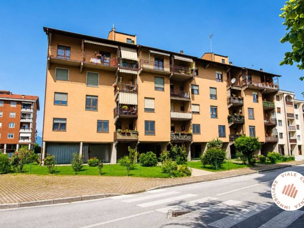 appartamento in vendita a Cuneo in zona Confreria