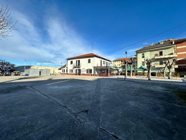 negozio in vendita a Cuneo in zona Corso 4 Novembre