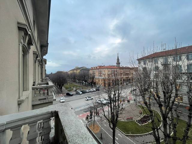 appartamento in vendita a Cuneo in zona Centro Città