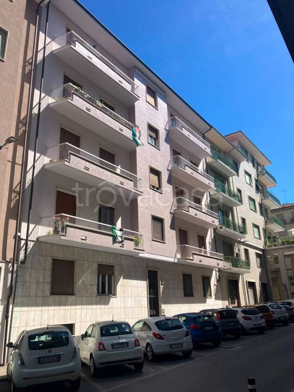 appartamento in vendita a Cuneo in zona Centro Città