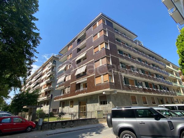 appartamento in vendita a Cuneo in zona Viale degli Angeli