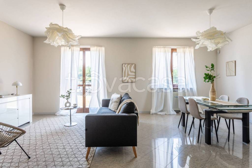 casa indipendente in vendita a Cuneo in zona Borgo San Giuseppe