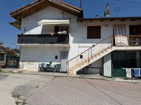 casa indipendente in vendita a Cuneo in zona Cerialdo