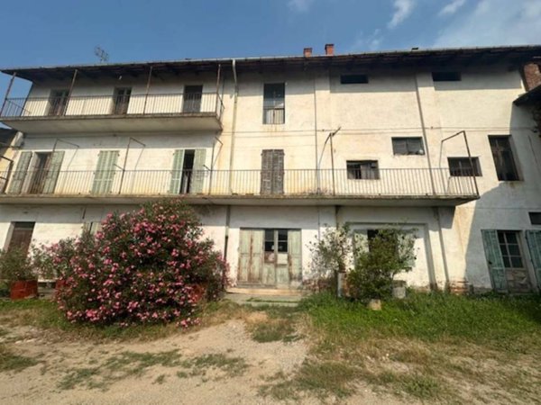 casa indipendente in vendita a Cuneo in zona San Benigno