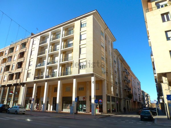appartamento in vendita a Cuneo in zona Centro Città