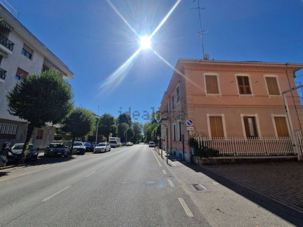 appartamento in vendita a Cuneo in zona Viale degli Angeli