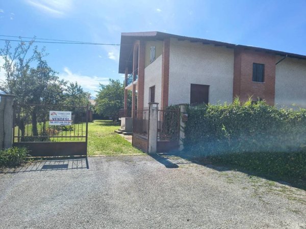 casa indipendente in vendita a Cuneo in zona San Rocco Castagnaretta