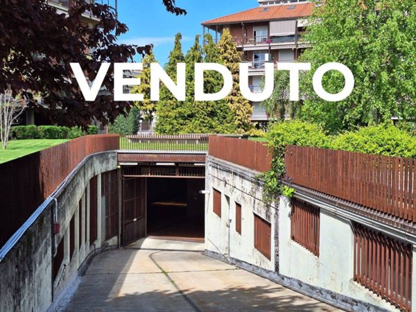 box auto in vendita a Cuneo in zona Madonna degli Angeli