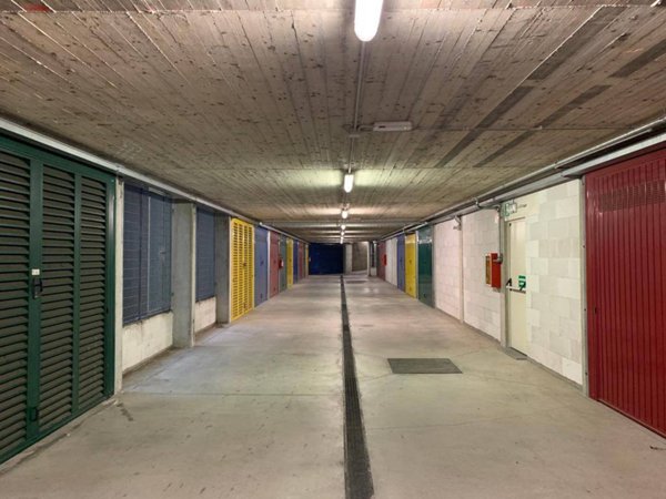 box auto in vendita a Cuneo