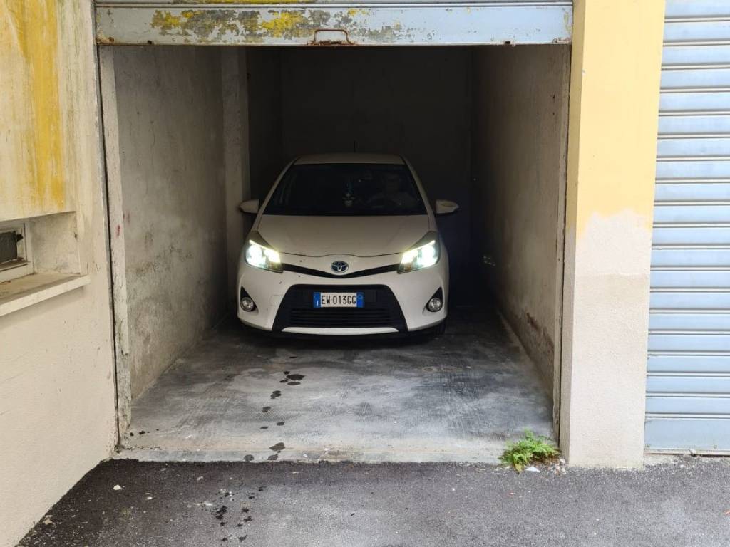 box auto in vendita a Cuneo in zona Centro Città