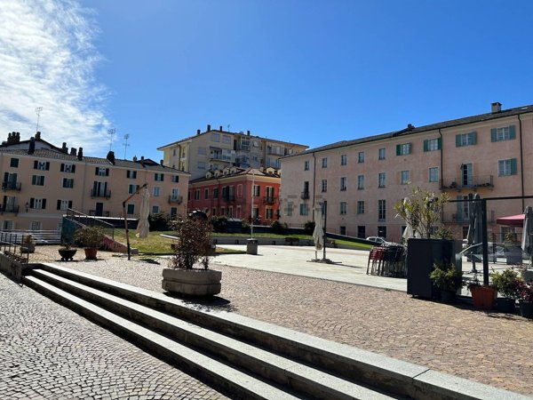 box auto in vendita a Cuneo in zona Piazza Boves