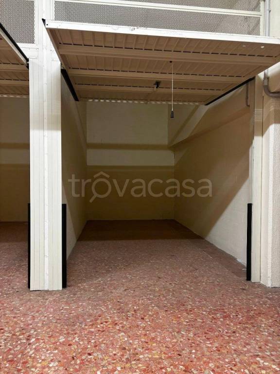 box auto in vendita a Cuneo