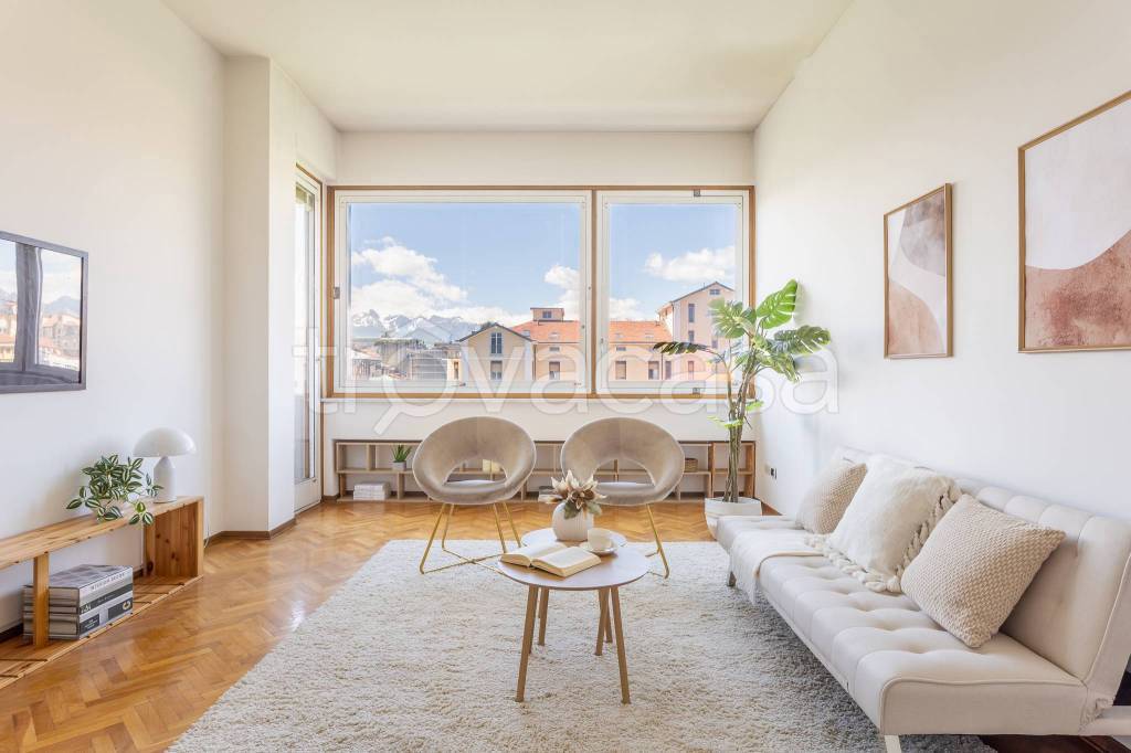 appartamento in vendita a Cuneo in zona Centro Città