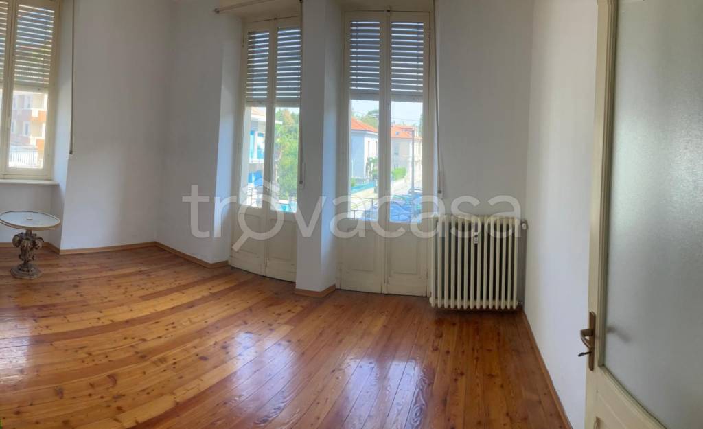 appartamento in vendita a Cuneo in zona Viale degli Angeli