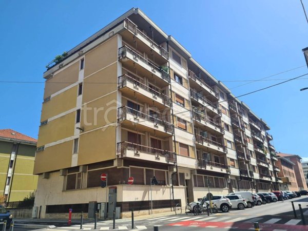 box auto in vendita a Cuneo