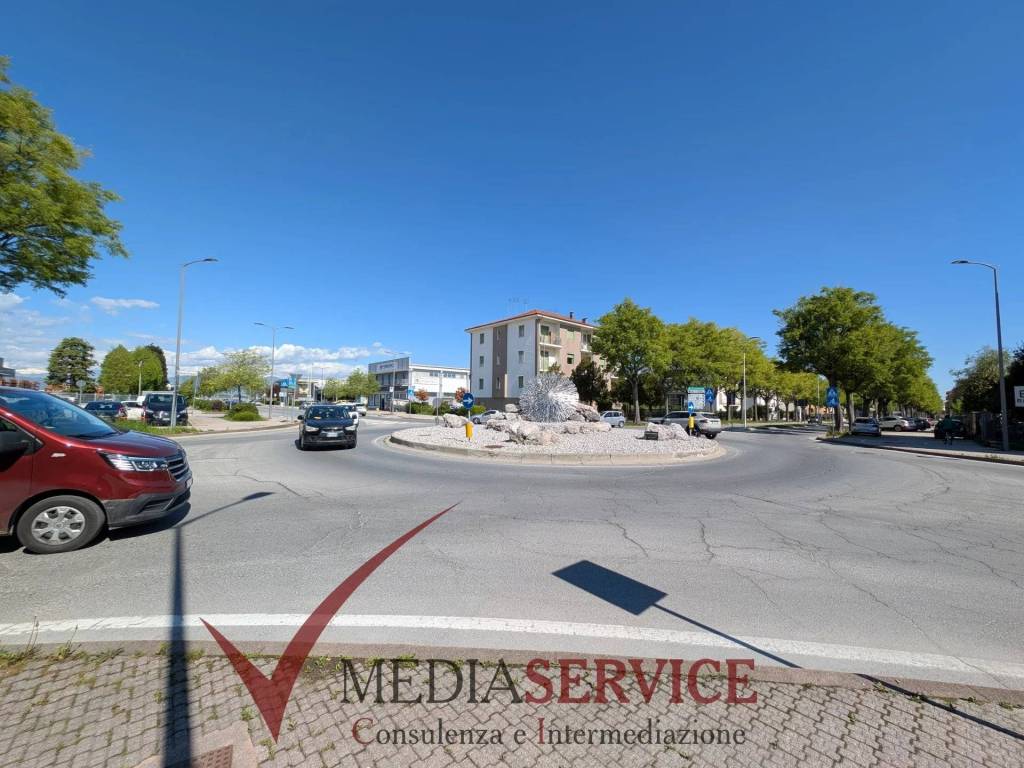 box auto in vendita a Cuneo