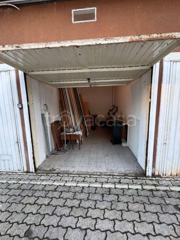 box auto in vendita a Cuneo