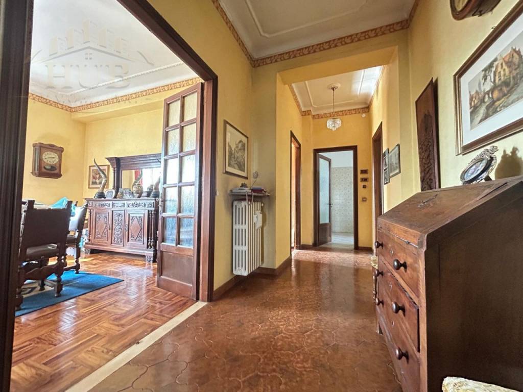 appartamento in vendita a Cuneo in zona Centro Città