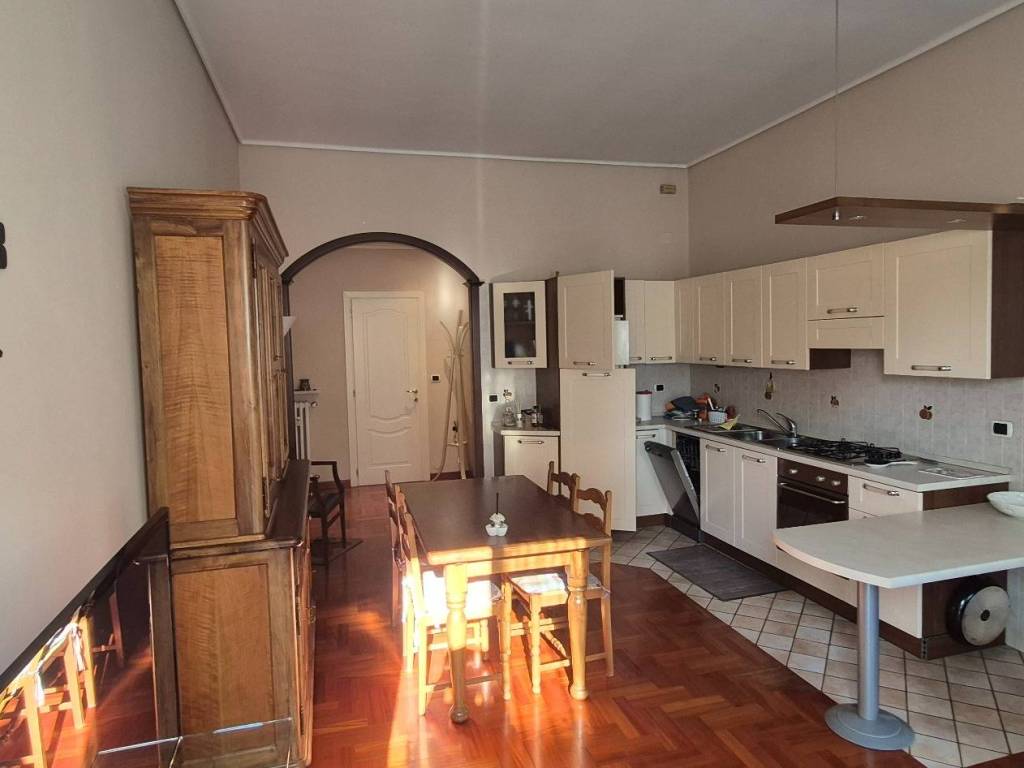 appartamento in vendita a Cuneo in zona Centro Città