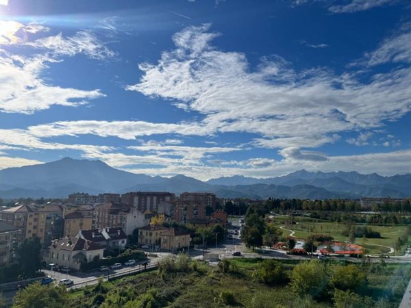 appartamento in vendita a Cuneo in zona Centro Città