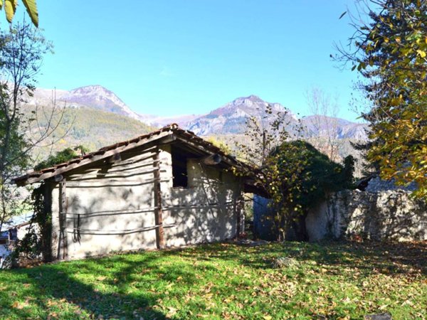 casa indipendente in vendita a Demonte