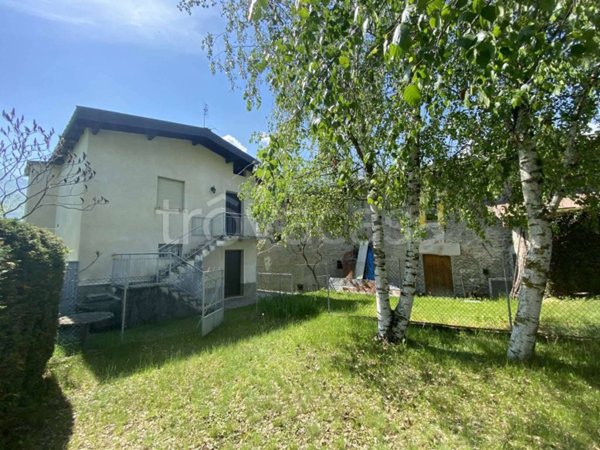 casa indipendente in vendita a Demonte