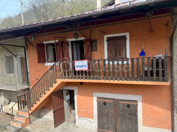 appartamento in vendita a Demonte