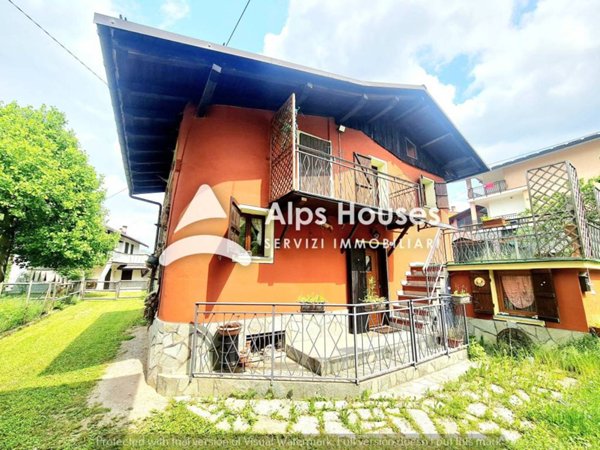 casa indipendente in vendita a Demonte