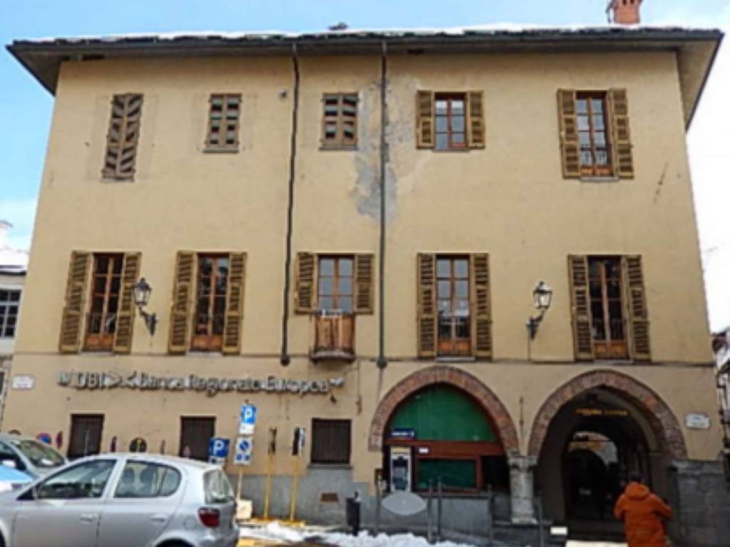 appartamento in vendita a Demonte