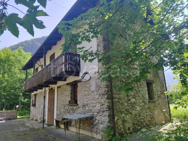 casa indipendente in vendita a Demonte