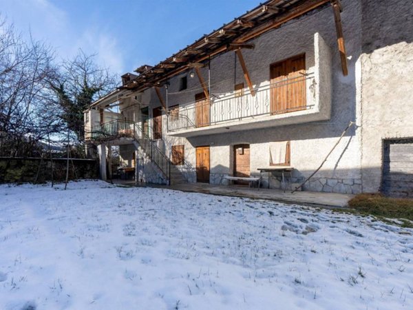casa indipendente in vendita a Demonte