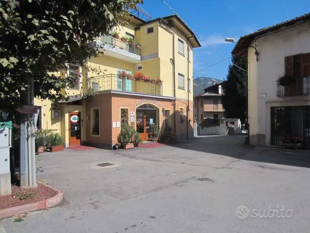 ufficio in vendita a Demonte