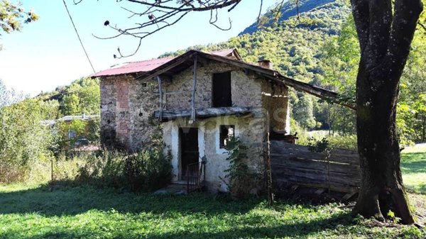 casa indipendente in vendita a Demonte
