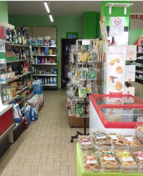 locale commerciale in vendita a Demonte