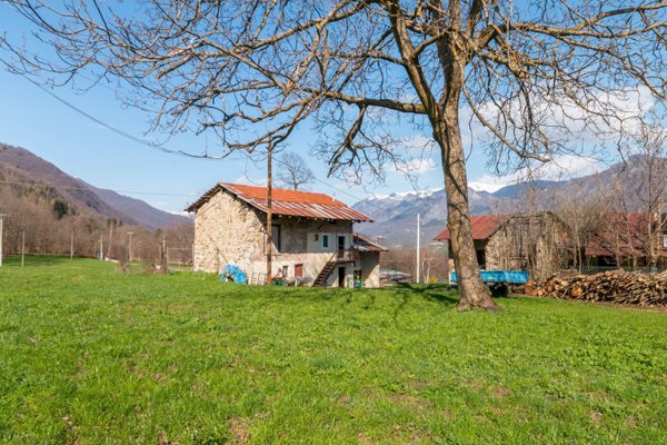 casa indipendente in vendita a Demonte